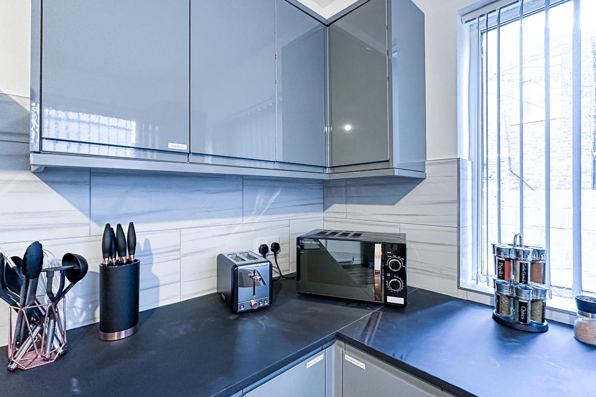 Ashfield Co-Living - Private Room Self-Cater Manchester Extérieur photo